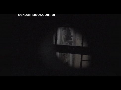 ❤️ Blondie tiġi filmata segretament minn voyeur tal-viċinat moħbi wara briks vojta ❤️❌ Fucking fil-porn mt.quizfarmature.ru ❌❤