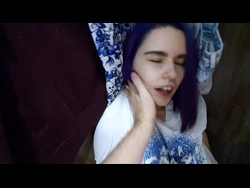 ❤️ Sibt lil sis tiegħi fil-closet u għenitha tiġri ❤️❌ Fucking fil-porn mt.quizfarmature.ru ❌❤